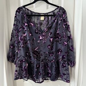 Faded Glory Purple Velvet Burn Out Floral Blouse, size XL, new, no tags.
